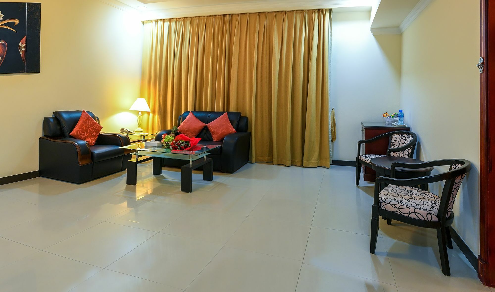 Marco Polo Hotel Manama Ngoại thất bức ảnh