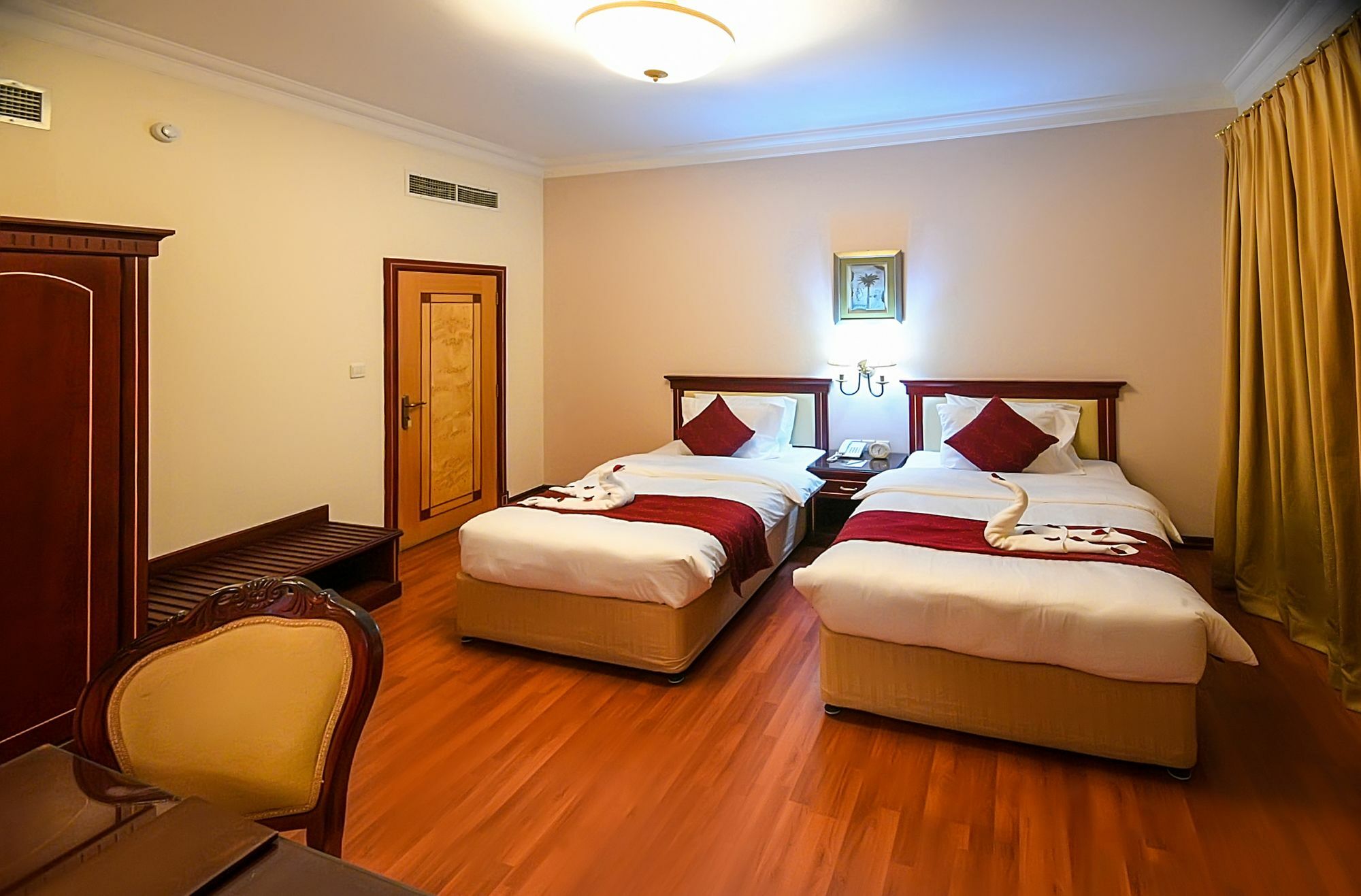 Marco Polo Hotel Manama Ngoại thất bức ảnh